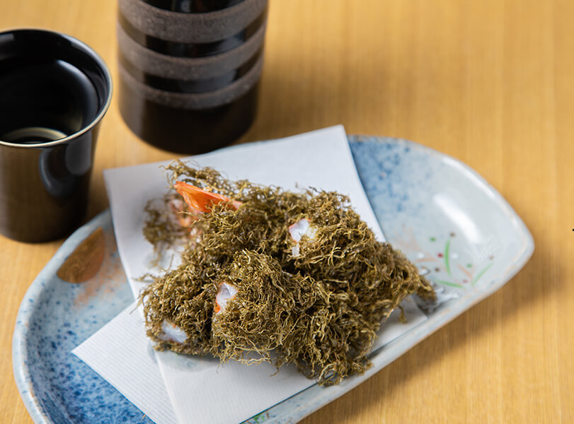 海老の昆布揚げ